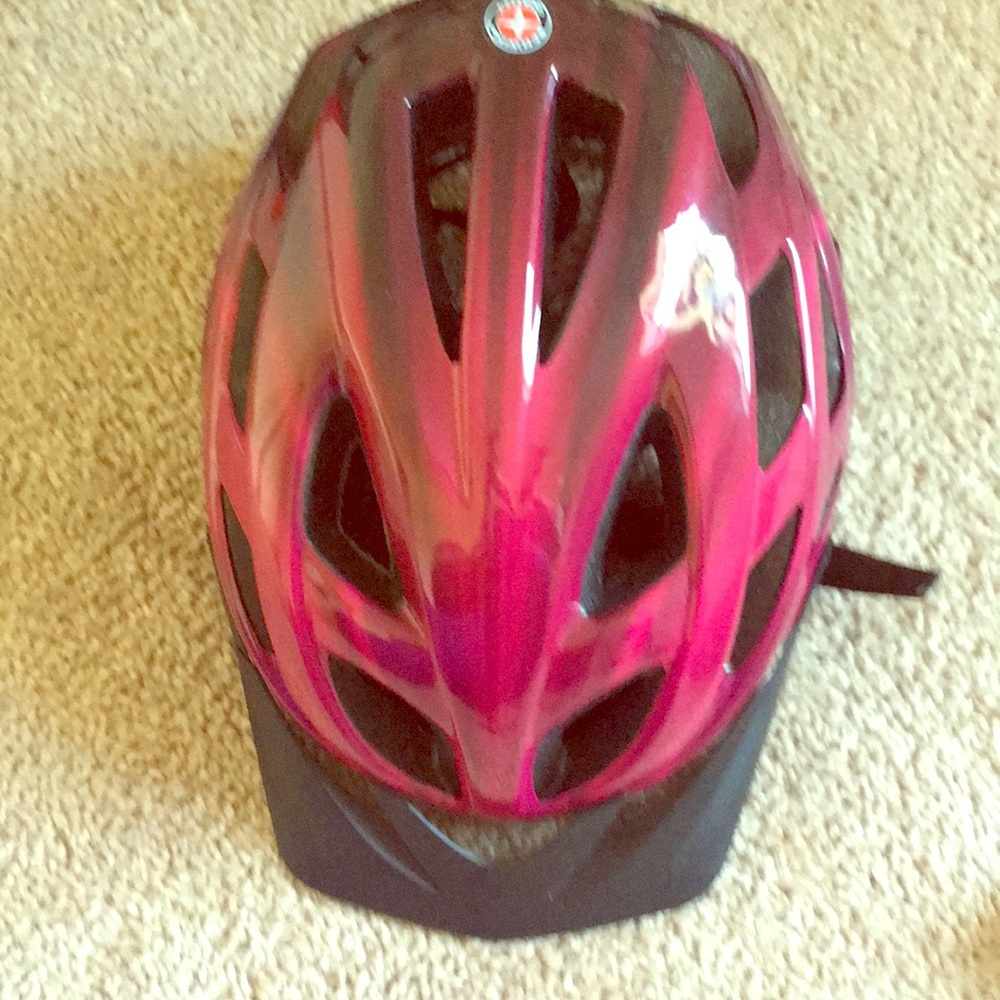 Bicycle helmet
